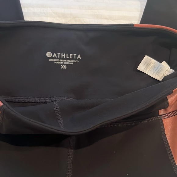 Athleta Colorblock Leggings 7/8 - Picture 4 of 4